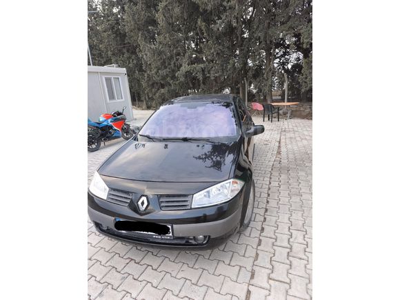 Düşük kmli Renault Megane 1.6 Dynamique 2004 Model