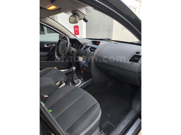 Düşük kmli Renault Megane 1.6 Dynamique 2004 Model