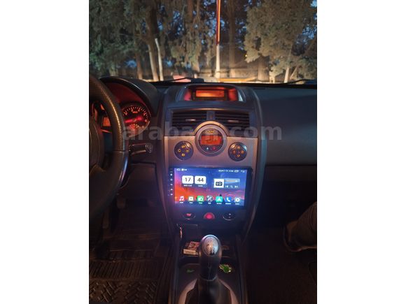 Düşük kmli Renault Megane 1.6 Dynamique 2004 Model