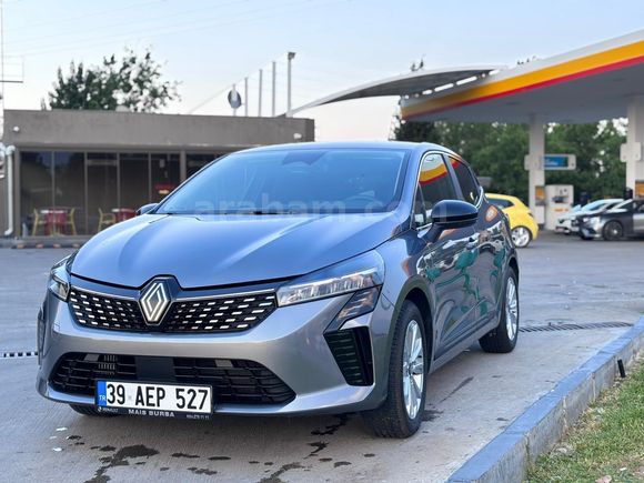 Sahibinden Renault Clio 1.0 TCe Evolution 2025 Model