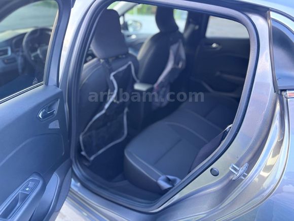 Sahibinden Renault Clio 1.0 TCe Evolution 2025 Model