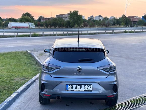 Sahibinden Renault Clio 1.0 TCe Evolution 2025 Model