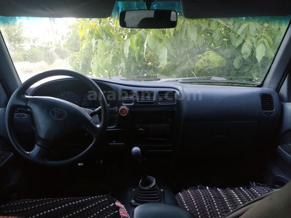 Muayenesi yeni Takasa açık hilux