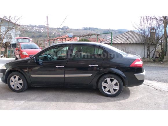Sahibinden Renault Megane 1.6 Dynamique 2004 Model