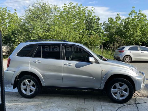 Sahibinden Toyota RAV4 2.0 2005 Model Sakarya