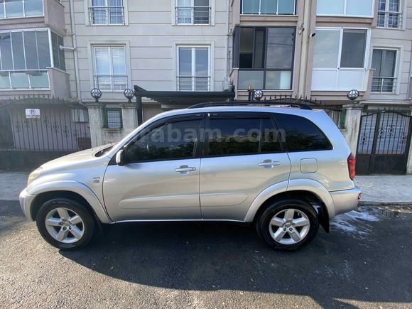 Sahibinden Toyota RAV4 2.0 2005 Model Sakarya