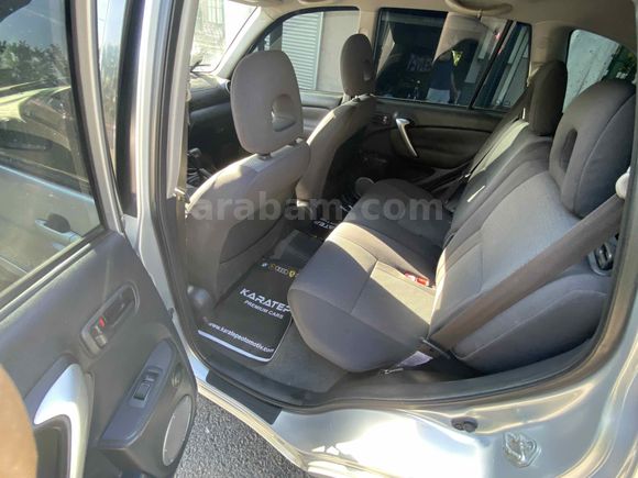 Sahibinden Toyota RAV4 2.0 2005 Model Sakarya