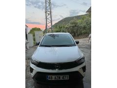 Sahibinden Opel Crossland 1.2 T Essential 2022 Model hatasiz boyasiz 
