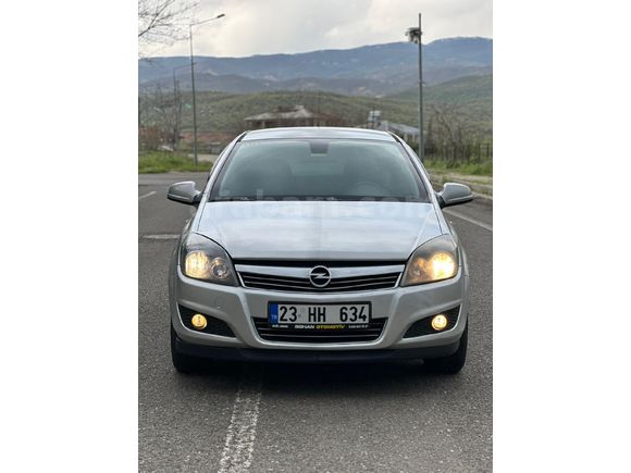 Sahibinden Opel Astra 1.3 CDTI Essentia 2012 Model  220.000 km Füme