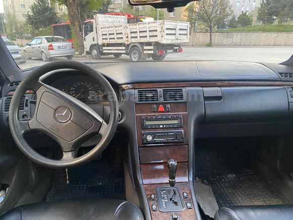 Sahibinden Mercedes - Benz E 200 Elegance 1997 Model 