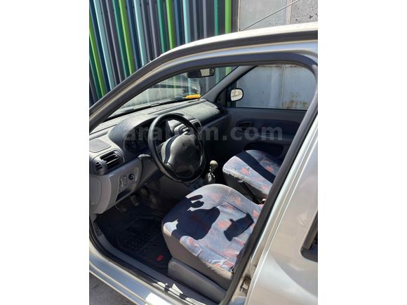 Sahibinden Renault Clio 1.4 RNA 2001 Model 