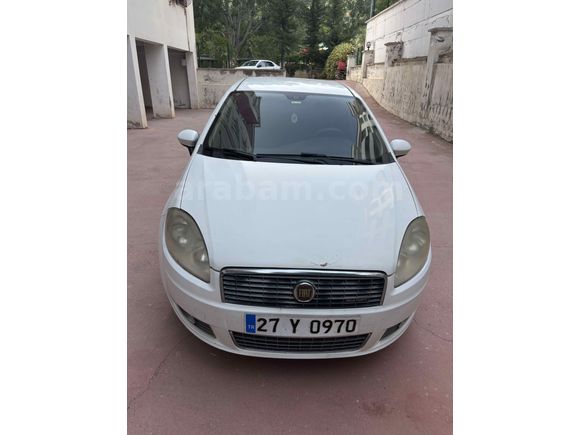 Sahibinden Fiat Linea 1.3 Multijet Active Plus 2012 Model  270.000 km Beyaz