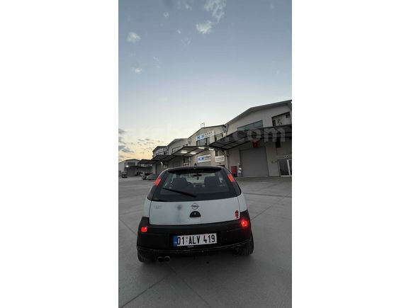 Sahibinden Opel Corsa 1.3 CDTI Cosmo 2004 Model 