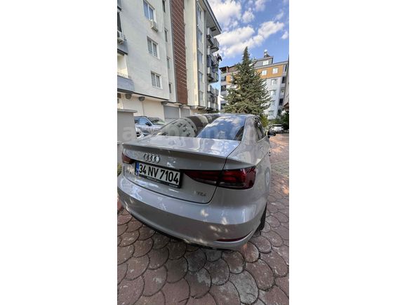 Audi A3 Sedan 1.6 TDI Ambition 2014 Model 