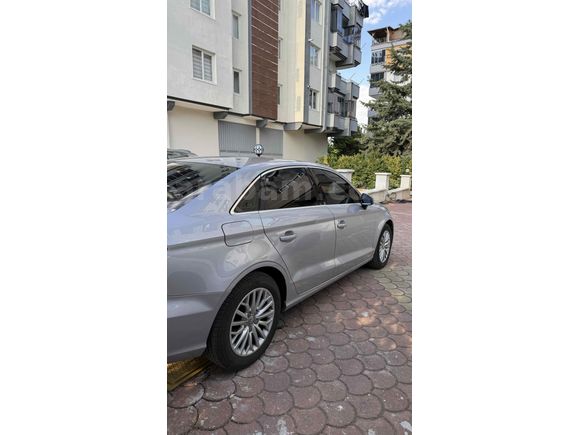 Audi A3 Sedan 1.6 TDI Ambition 2014 Model 