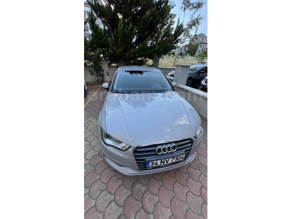 Audi A3 Sedan 1.6 TDI Ambition 2014 Model 