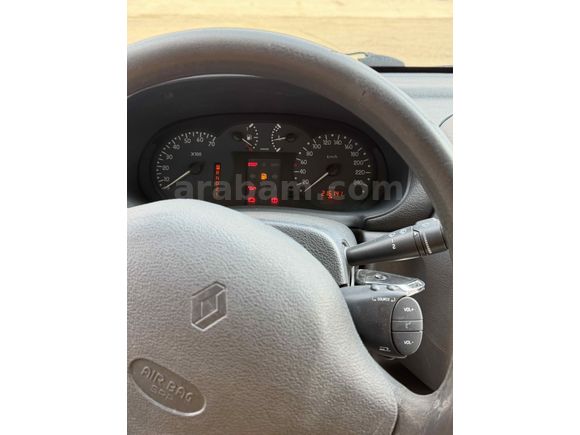Sahibinden Renault Clio 1.4 RXT 2001 Model 