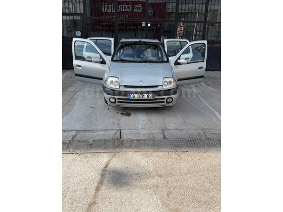 Sahibinden Renault Clio 1.4 RXT 2001 Model 