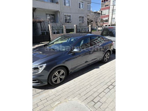 Sahibinden Renault Megane 1.3 TCe Touch 2023 Model 