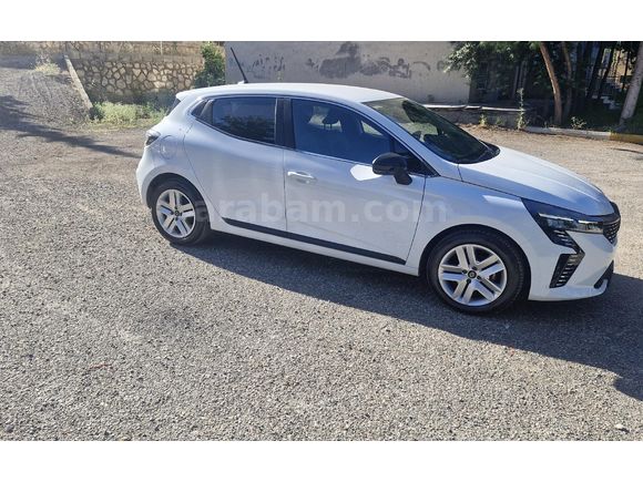 Sahibinden Renault Clio 1.0 TCe Evolution 2025 Model