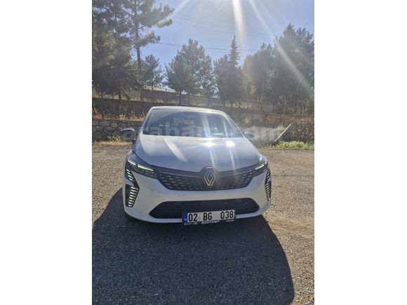 Sahibinden Renault Clio 1.0 TCe Evolution 2025 Model