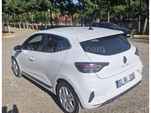 Sahibinden Renault Clio 1.0 TCe Evolution 2025 Model