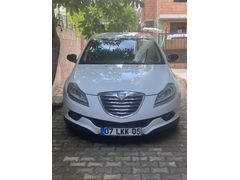 Sahibinden Lancia Delta 1.6 MJet 2013 Model  238.000 km Beyaz