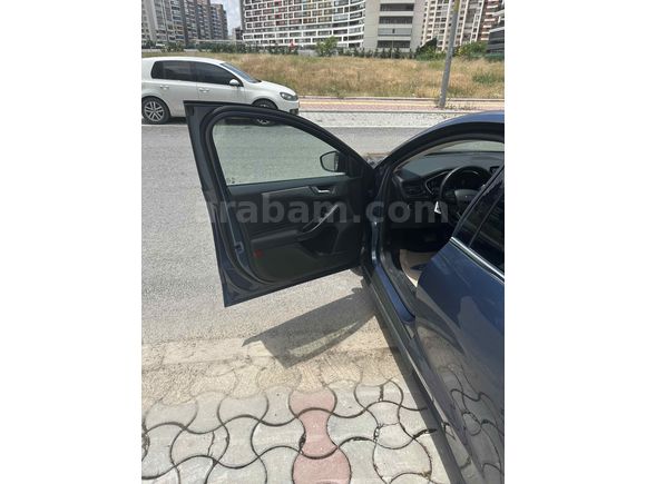 İLK SAHİBİNDEN HATASIZ BOYASIZ DİZEL CAM TAVANLI GARANTİLİ KIŞ PAKET