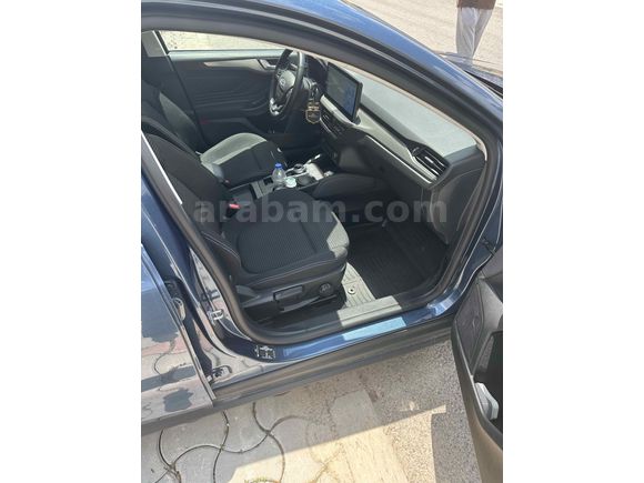 İLK SAHİBİNDEN HATASIZ BOYASIZ DİZEL CAM TAVANLI GARANTİLİ KIŞ PAKET