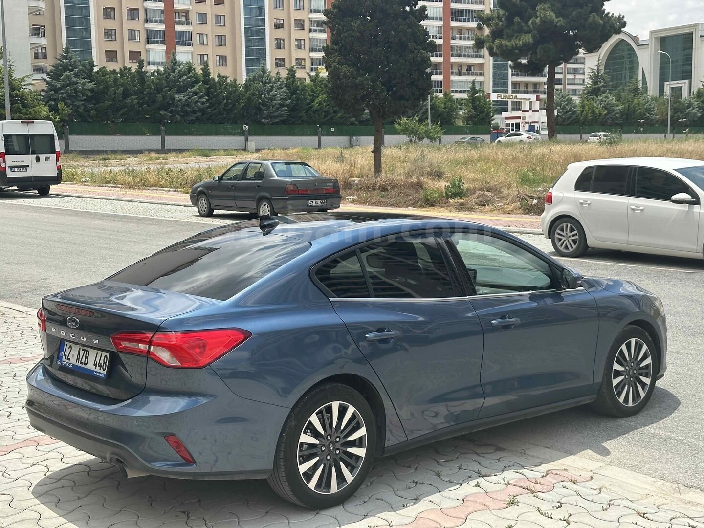 Galeriden Ford Focus 1.5 EcoBlue Titanium Stil 2024 Model Konya 17.000 km Mavi (metalik) 7
