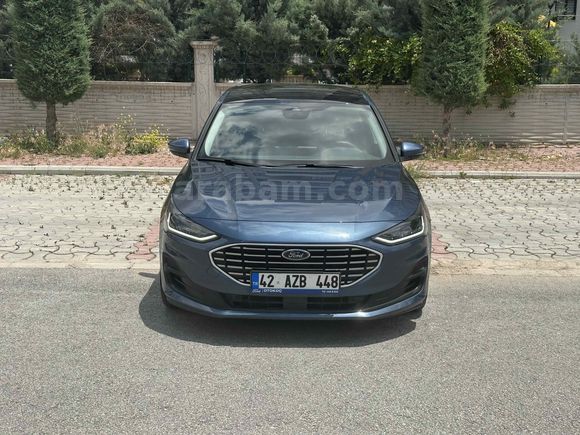 İLK SAHİBİNDEN HATASIZ BOYASIZ DİZEL CAM TAVANLI GARANTİLİ KIŞ PAKET