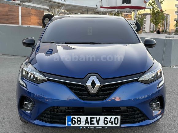 Sahibinden Renault Clio 1.0 TCe Touch 2023 Model  Hatasız Boyasız Tramersiz Düşük Km