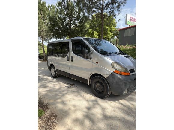 Sahibinden Renault Trafic Multix 1.9 dCi Grand Confort 2005 Model 