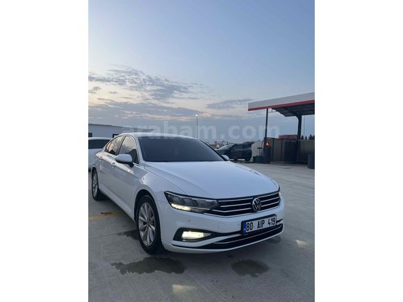 Servis bakımlı Sahibinden Volkswagen Passat 1.5 TSi Business 2021 Model 