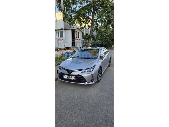 Sahibinden Toyota Corolla 1.5 Flame X-Pack 2022 Model  16.400 km Gri