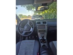 Sahibinden Toyota Avensis 1.6 Elegant Extra 2011 Model  256.000 km Lacivert
