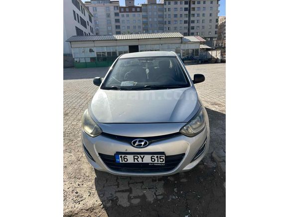 Sahibinden Hyundai i20 1.4 CRDi Jump 2013 Model 