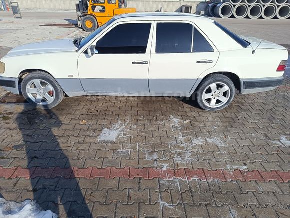 Sahibinden Mercedes - Benz E 200 1994 Model Konya