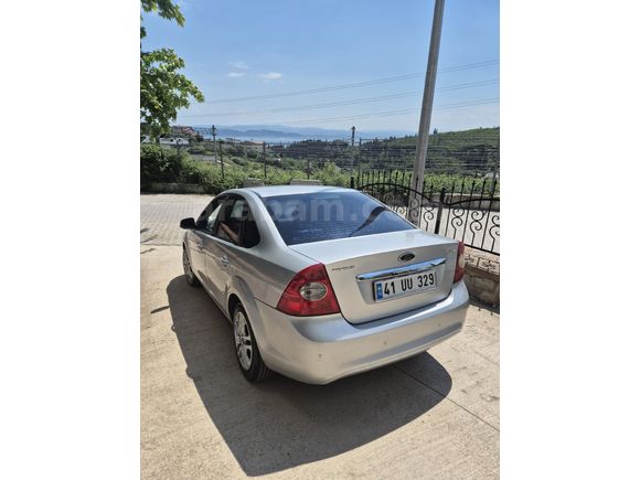 Sahibinden Ford Focus 1.6 TDCi Trend 2010 Model