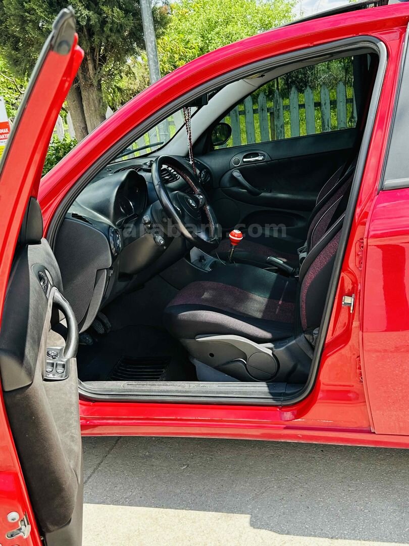Sahibinden Alfa Romeo 147 1.6 TS Distinctive 2006 Model Kırklareli 238.000 km Kırmızı 7
