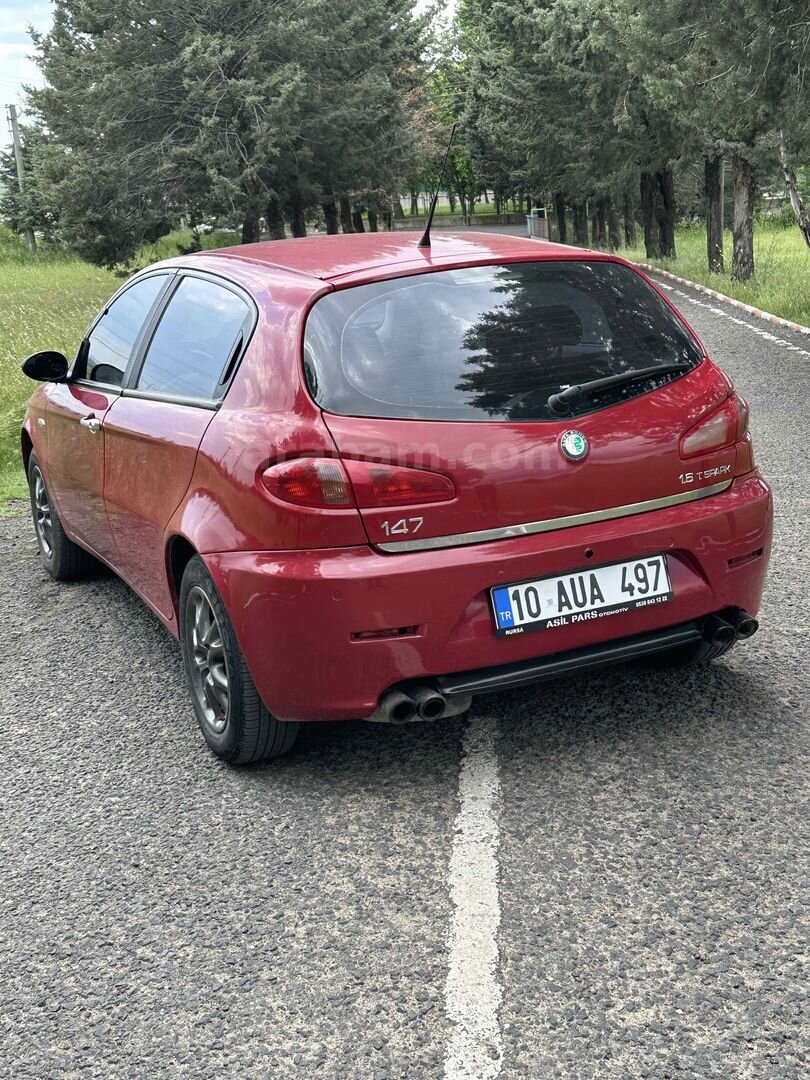 Sahibinden Alfa Romeo 147 1.6 TS Distinctive 2006 Model Kırklareli 238.000 km Kırmızı 6