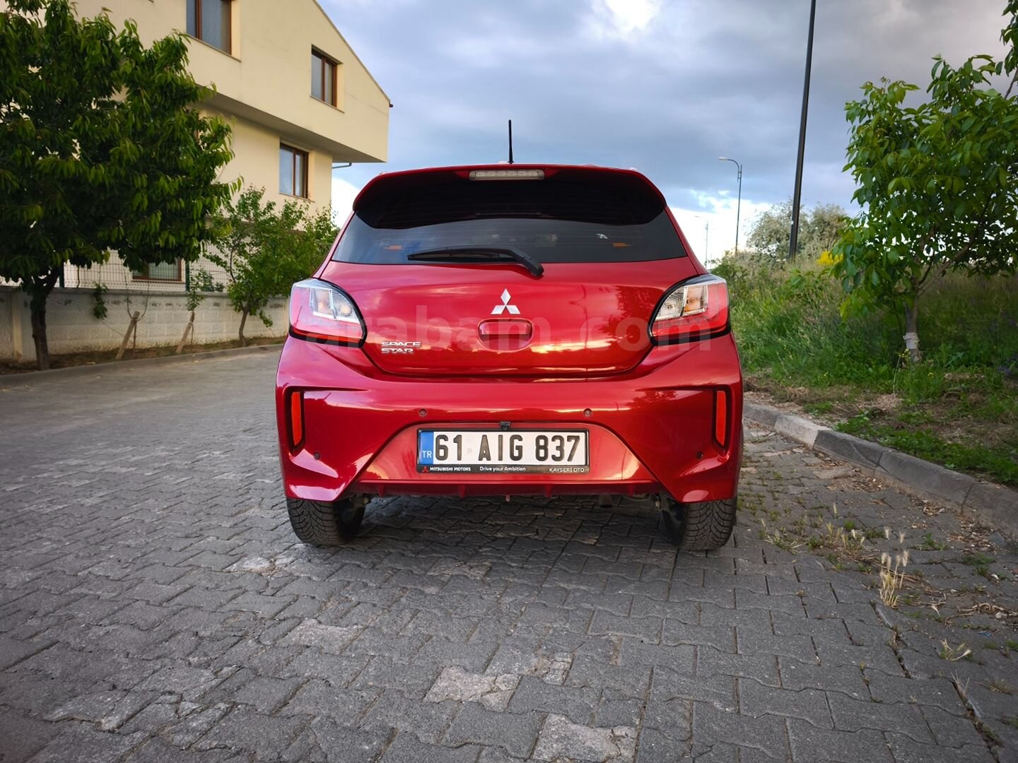 Sahibinden Mitsubishi Space Star 1.2 MIVEC 2022 Model Kayseri 22.461 km Kırmızı 5