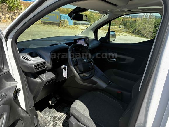 Sahibinden Opel Combo 1.5 CDTI Ultimate 2025 Model 