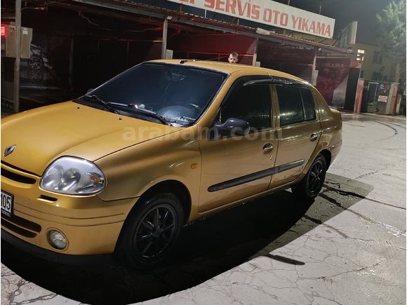 Sahibinden Renault Clio 1.4 2001 Model