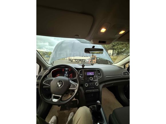 Sahibinden Renault Megane 1.3 TCe Joy 2021 Model 