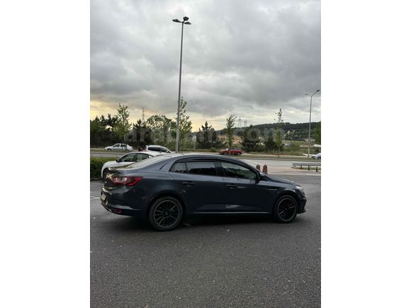 Sahibinden Renault Megane 1.3 TCe Joy 2021 Model 