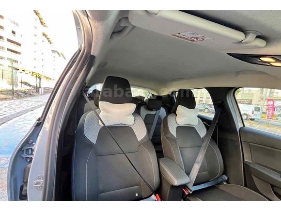 Sahibinden Renault Clio 1.0 TCe Evolution 2025 Model 