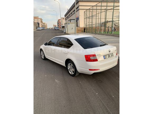 Sahibinden Skoda Octavia 1.6 TDI Optimal 2015 Model