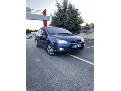 Sahibinden Ford Focus 1.6 Ghia 2005 Model  293.000 km Mavi (metalik)