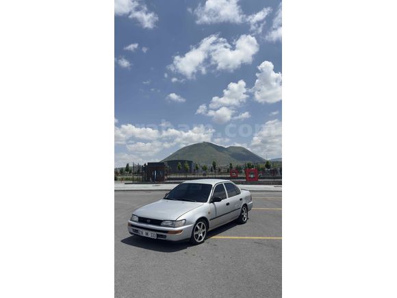Sahibinden Toyota Corolla 1.6 XEi 1996 Model 